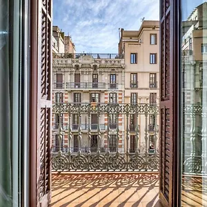  Apartment Perfectly Located 4Bed 4Bath Apartment In Eixample